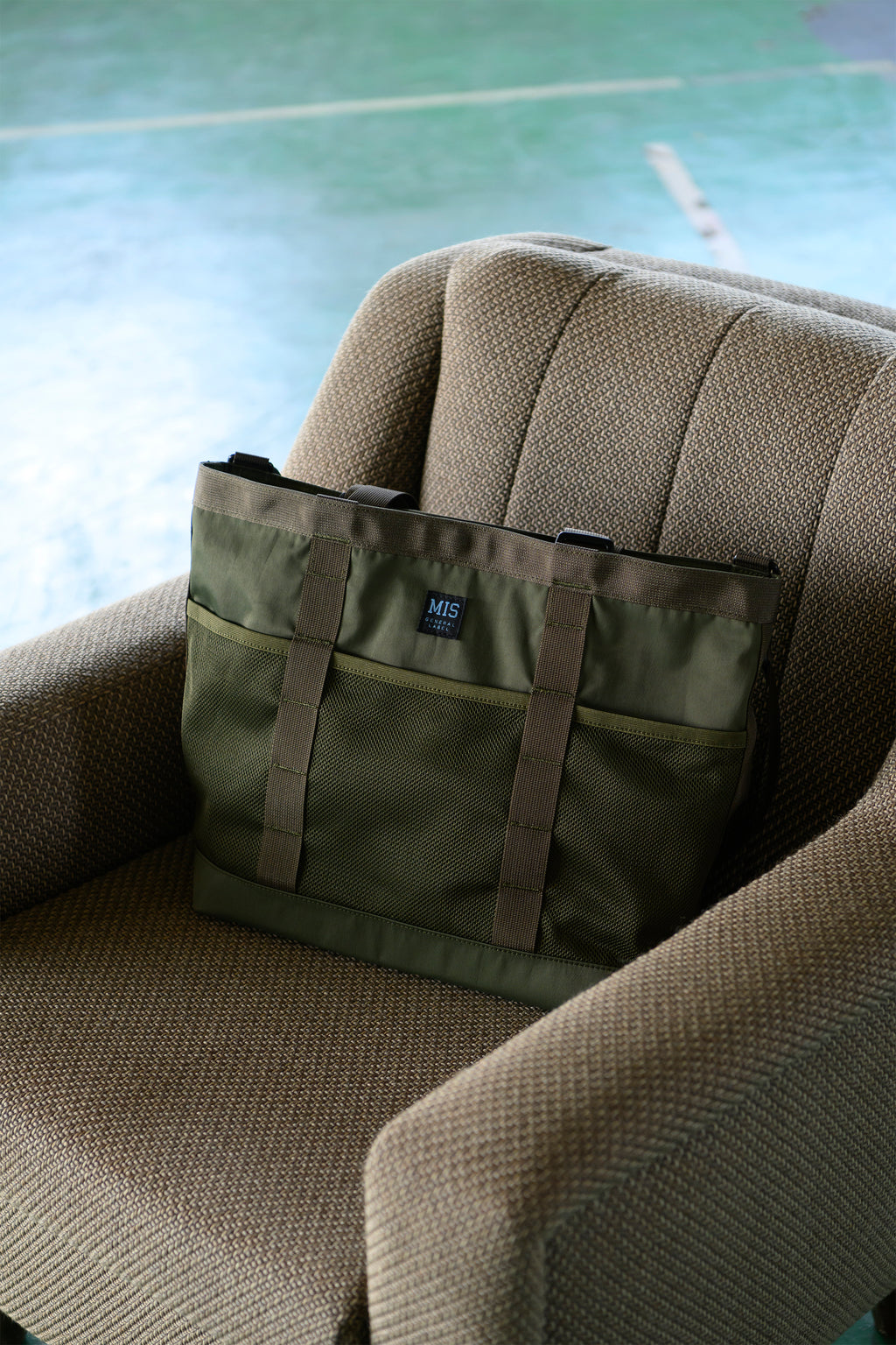 MESH POCKET TOTE BAG