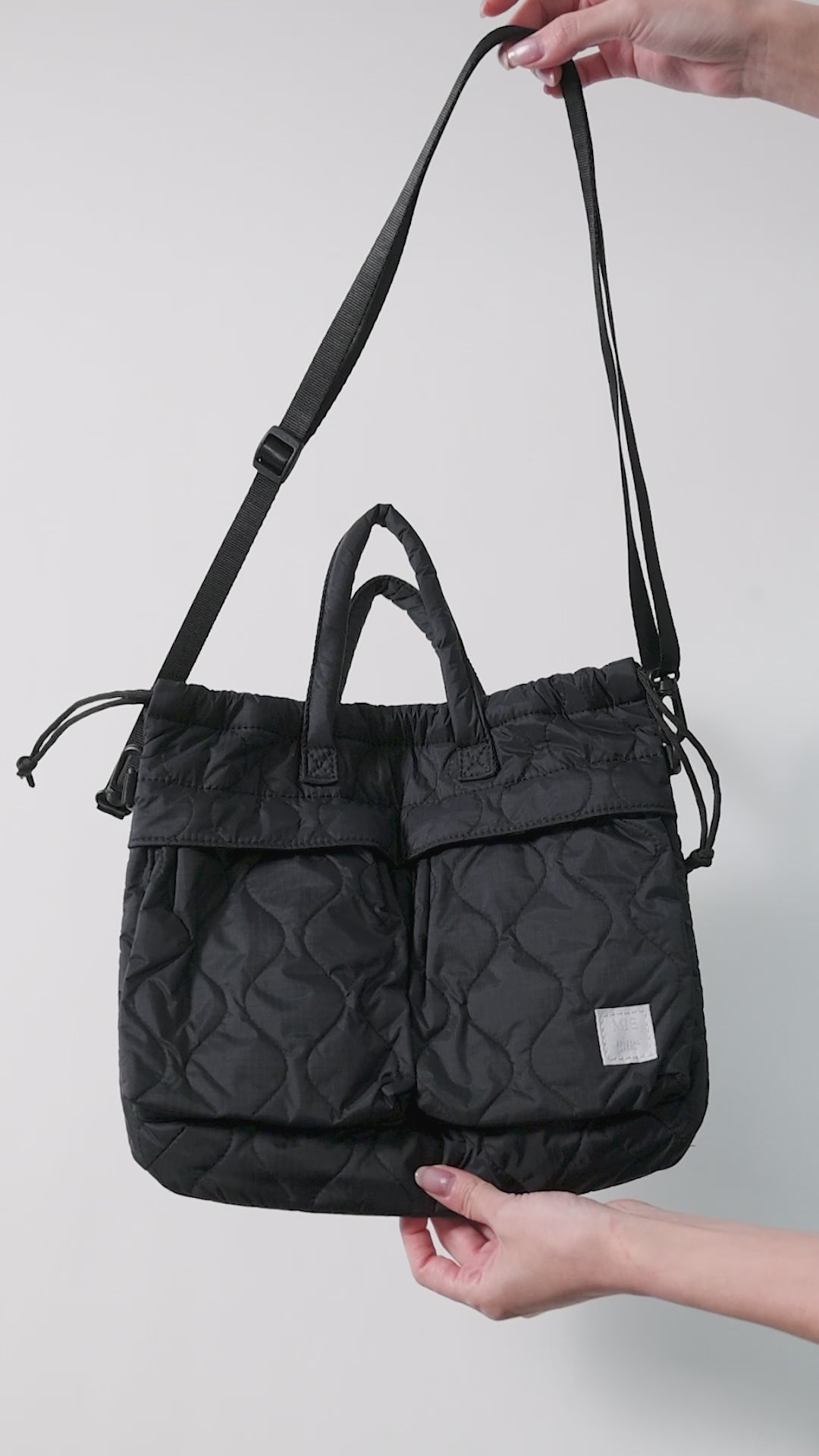 MILITARY QUILTED HELMET BAG